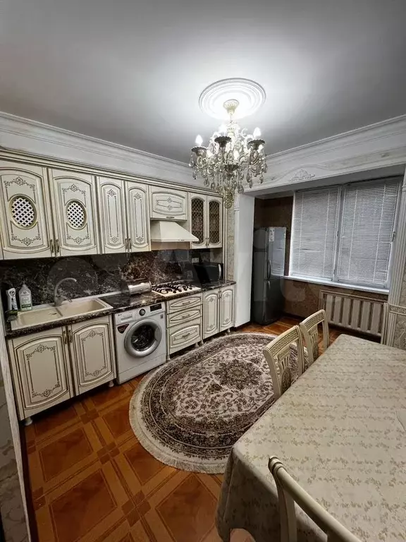 2-к. квартира, 60 м, 2/10 эт. - Фото 0