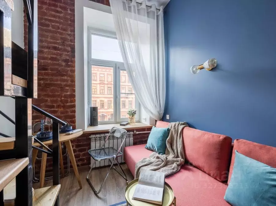 Студия Санкт-Петербург 3-я Советская ул., 7 (27.0 м) - Фото 1