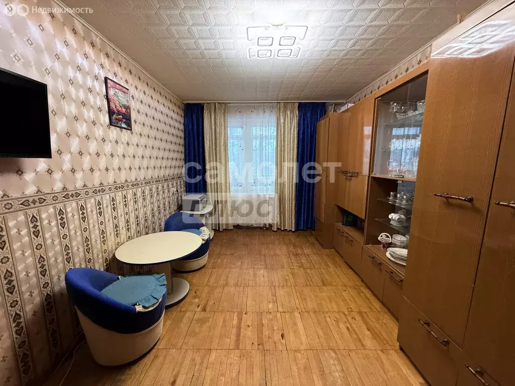 2-комнатная квартира: Киров, Октябрьский район, улица Орджоникидзе, 6 ... - Фото 2