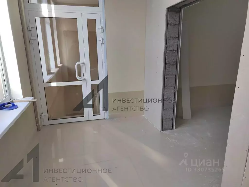 Помещение свободного назначения в Тюменская область, Тюмень ул. ... - Фото 1