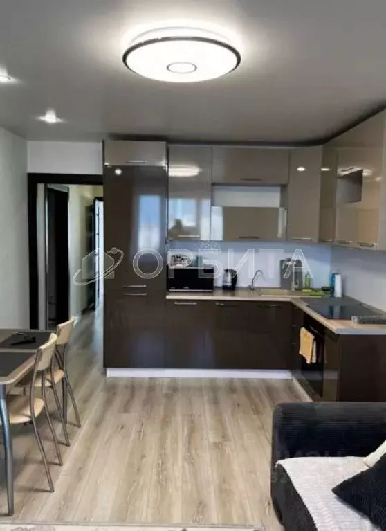 1-к кв. Тюменская область, Тюмень ул. Федюнинского, 58 (47.7 м) - Фото 1