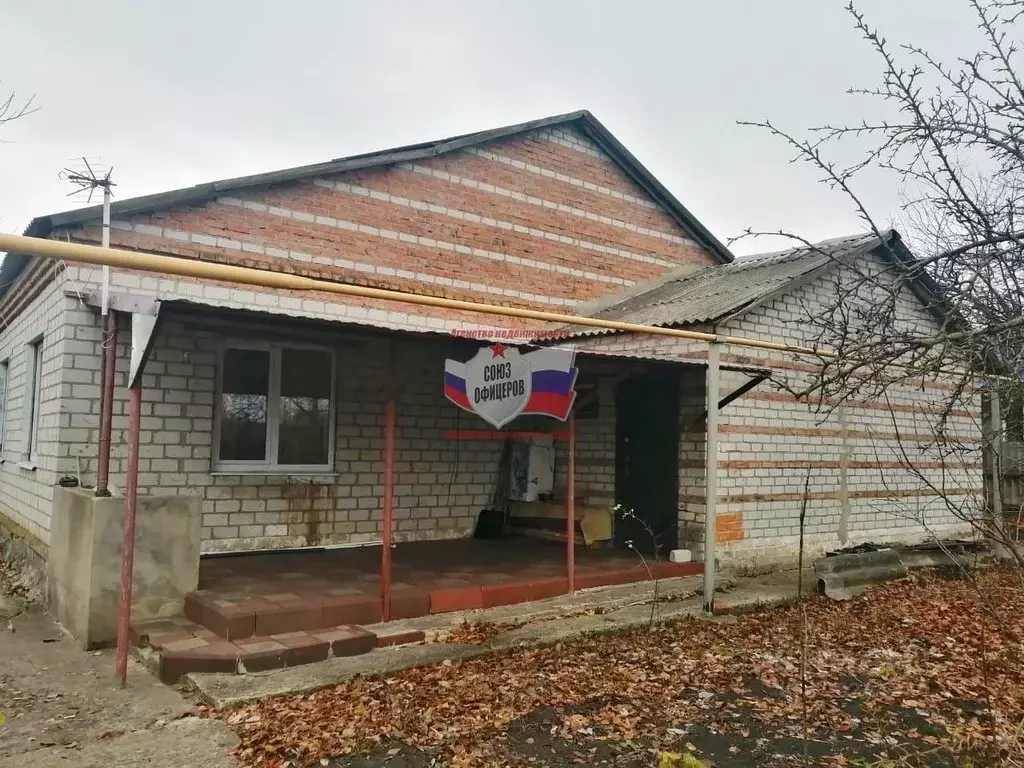 Дом в Белгородская область, Старооскольский городской округ, с. Крутое ... - Фото 0