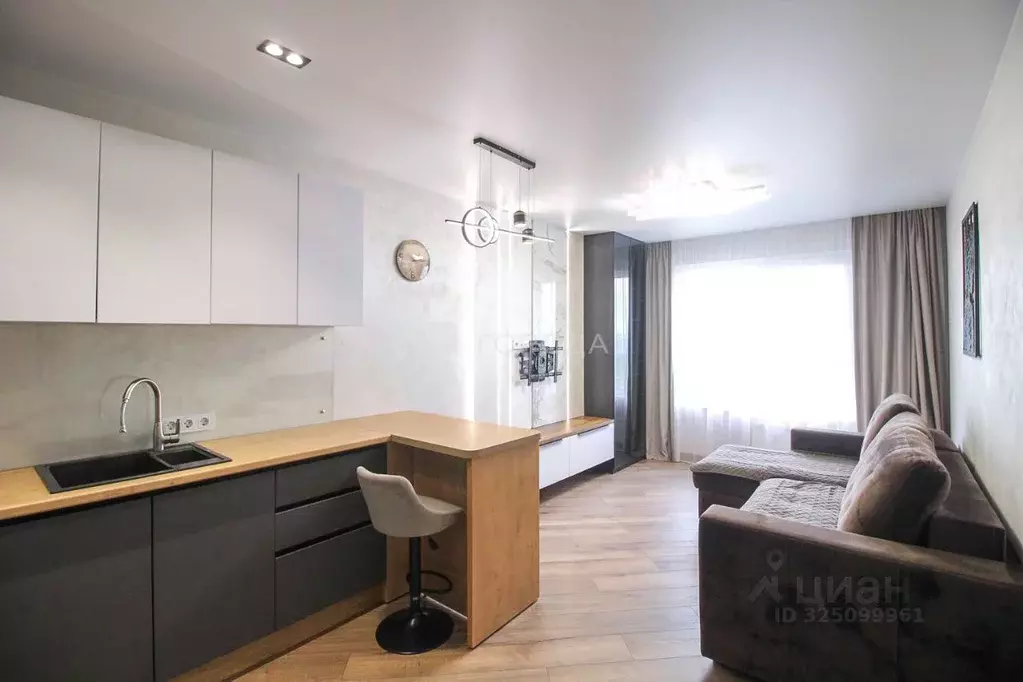 3-к кв. Алтайский край, Барнаул ул. 6-я Нагорная, 15Г/7 (64.8 м) - Фото 1