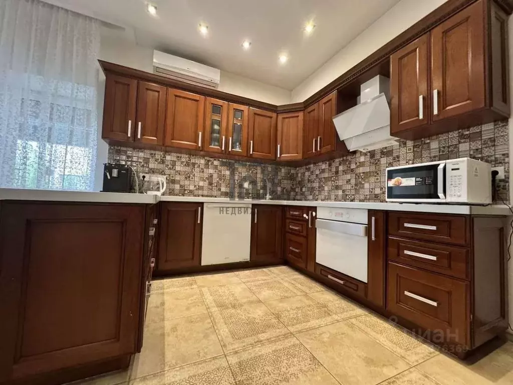 Дом в Волгоградская область, Среднеахтубинский район, Фрунзенское ... - Фото 1