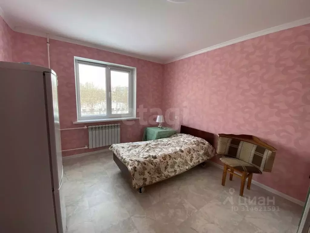 2-к кв. Саратовская область, Красноармейск 5-й мкр, 23 (54.1 м) - Фото 0