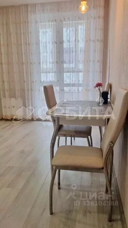 1-к кв. Тюменская область, Тюмень ул. Василия Подшибякина, 19 (36.6 м) - Фото 2