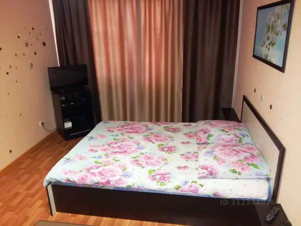 1-к кв. Курская область, Курск просп. Вячеслава Клыкова, 73 (40.0 м) - Фото 1