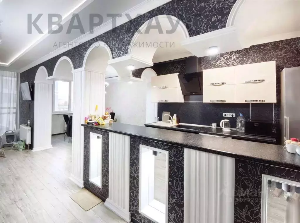 2-к кв. Волгоградская область, Волгоград Селенгинская ул., 11 (70.0 м) - Фото 0