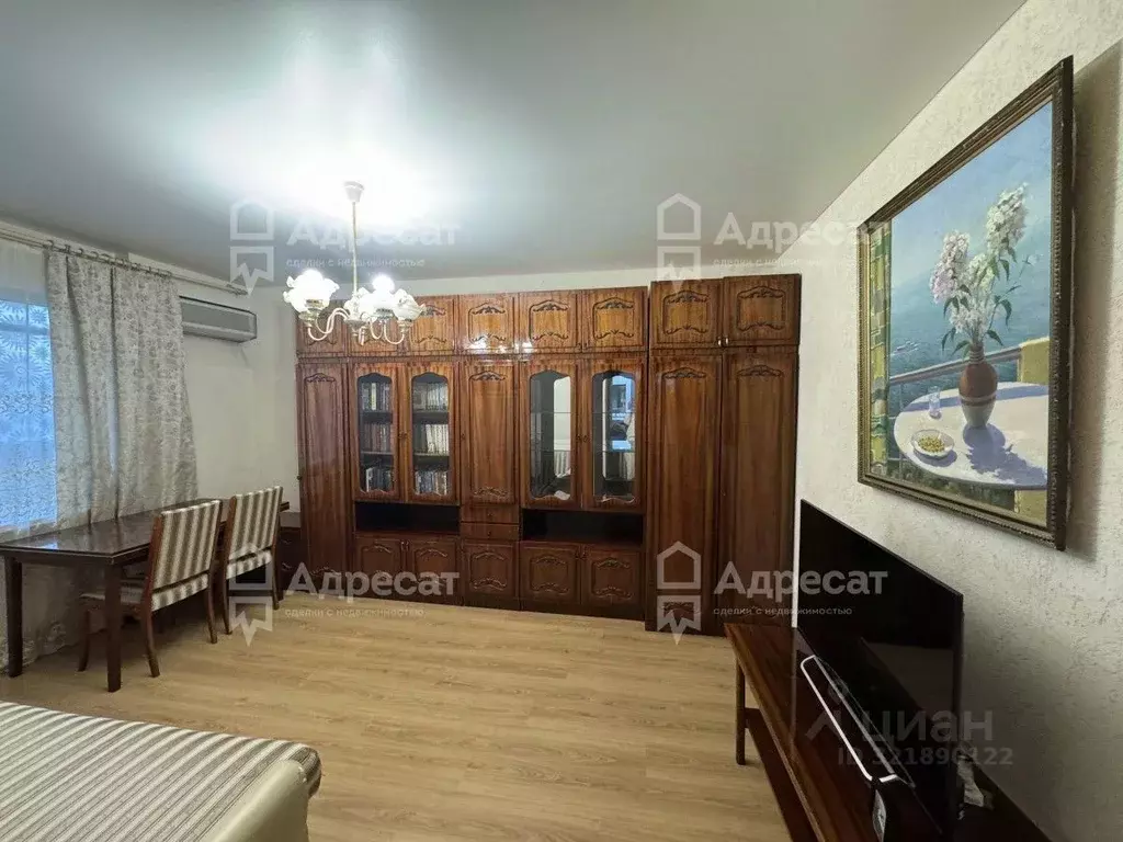 2-к кв. Волгоградская область, Волгоград ул. 8-й Воздушной Армии, 44 ... - Фото 2