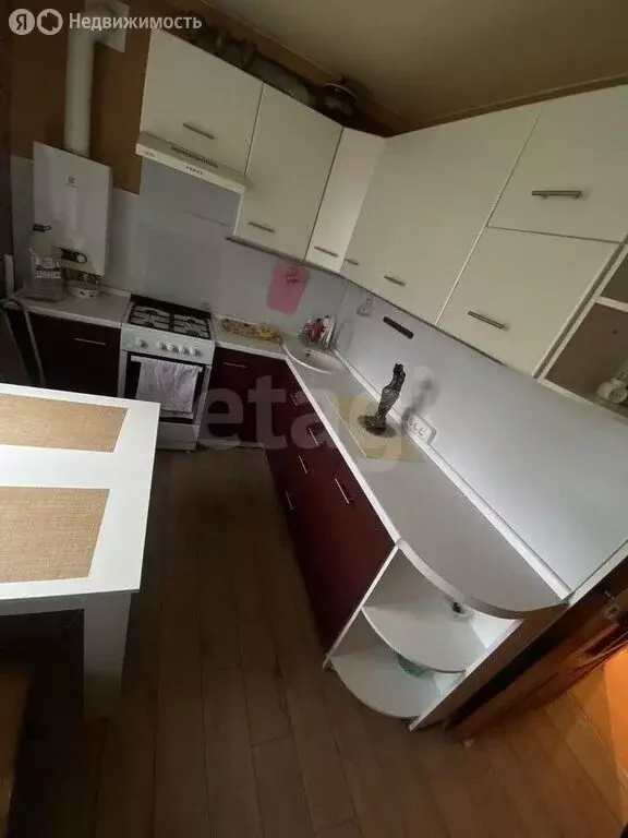 2-комнатная квартира: Ухта, Комсомольская площадь, 7/10 (44.1 м) - Фото 2