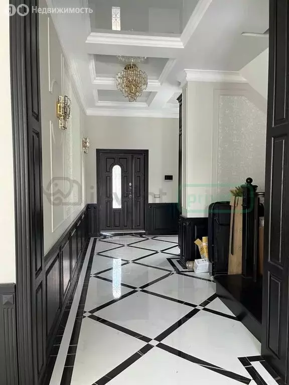 Дом в Калининград, Бассейная улица (360 м) - Фото 0