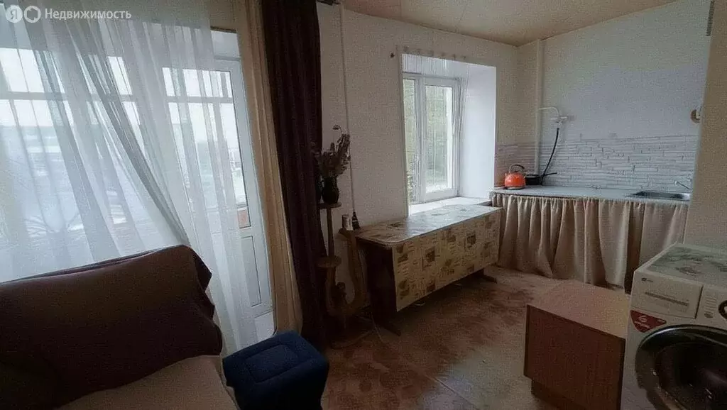 3-комнатная квартира: Богданович, Партизанская улица, 30 (62 м) - Фото 2