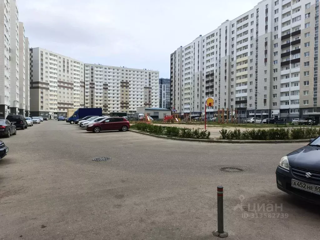 1-к кв. Тверская область, Тверь бул. Гусева, 57 (42.5 м) - Фото 0