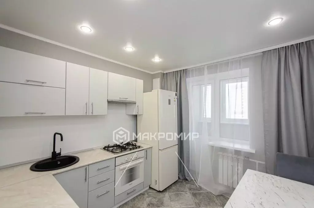 1-к кв. Брянская область, Брянск ул. Имени О.Н. Строкина, 1 (42.0 м) - Фото 1