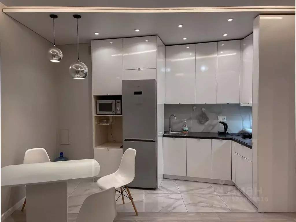 2-к кв. Татарстан, Казань ул. Аметьевская магистраль, 16к1 (45.0 м) - Фото 1