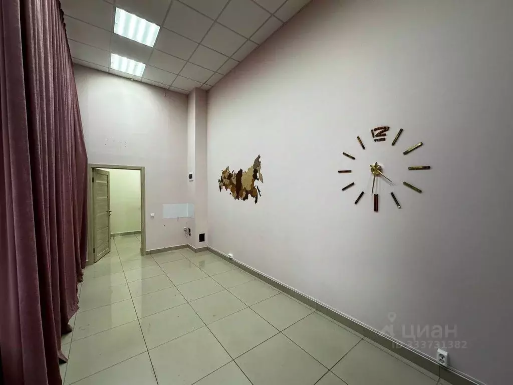 Торговая площадь в Волгоградская область, Волгоград бул. 30-летия ... - Фото 2