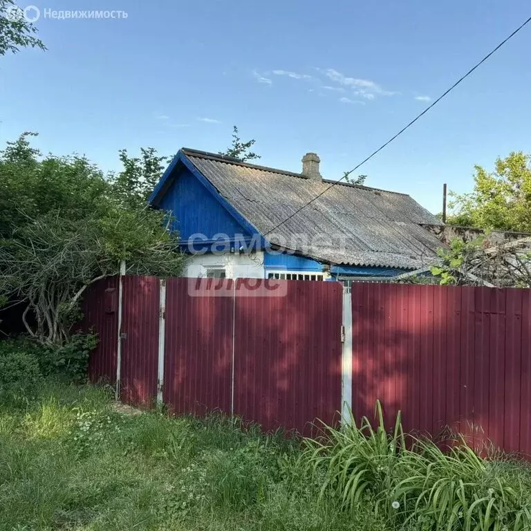 Дом в станица Троицкая, улица Красной Армии (40 м) - Фото 1