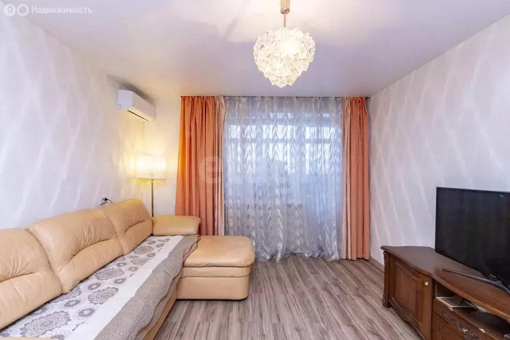 2-комнатная квартира: Тюмень, улица Мельникайте, 126 (48.7 м) - Фото 2