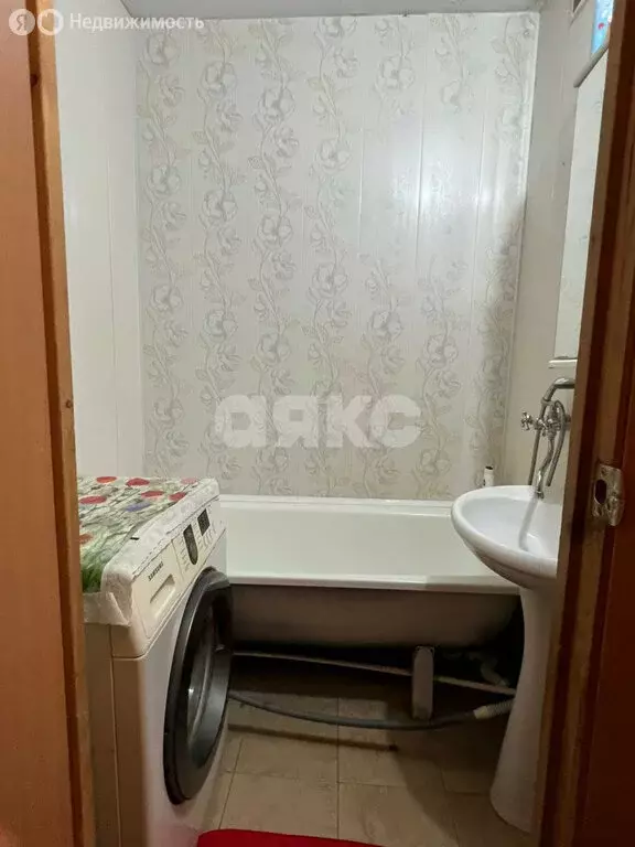 3-комнатная квартира: Липецк, Московская улица, 49 (65 м) - Фото 1