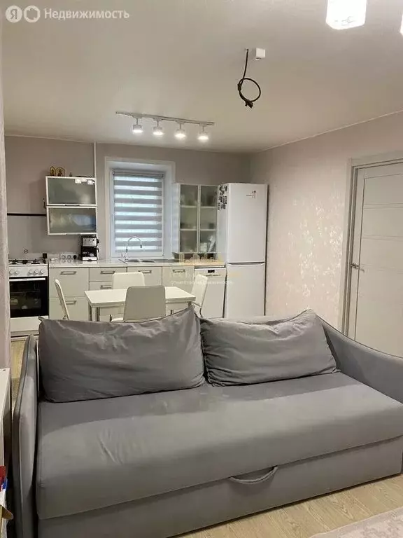 2-комнатная квартира: Казань, улица Коммунаров, 2 (52.6 м) - Фото 1