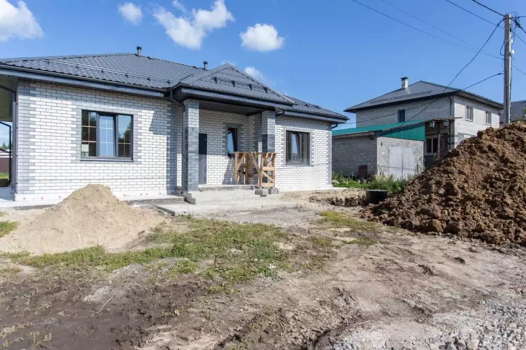 Дом в Тюменская область, Тобольск ул. Георгия Маляревского, 6 (120 м) - Фото 1