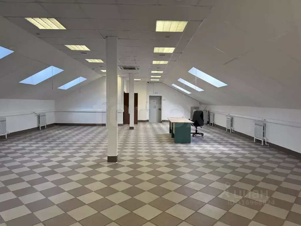 Офис в Москва ул. Россолимо, 17С1 (709 м) - Фото 0