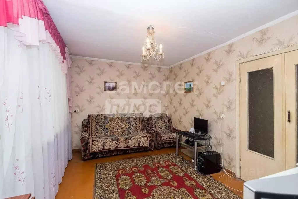 3-к кв. Алтайский край, Барнаул ул. Матросова, 3А (64.5 м) - Фото 0