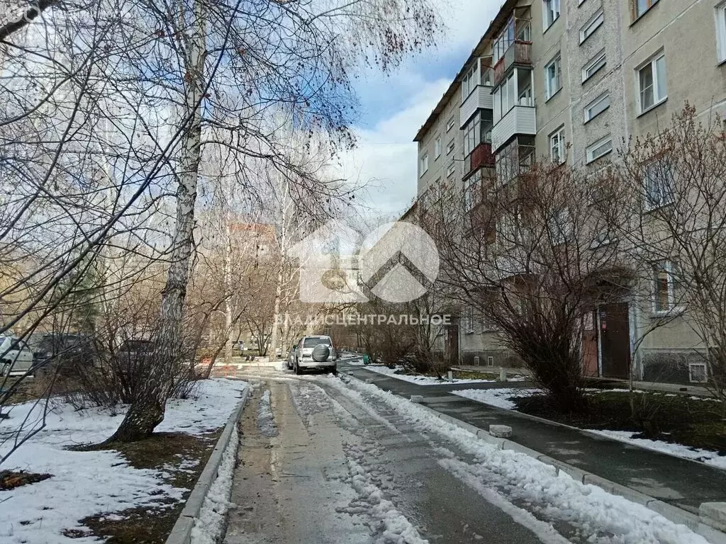 3-комнатная квартира: Новосибирск, Степная улица, 43/1 (56.6 м) - Фото 1