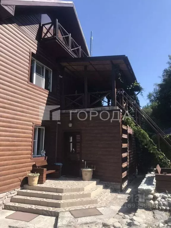 Дом в Алтай, Чемальский район, Элекмонарское с/пос, с. Элекмонар ул. ... - Фото 2