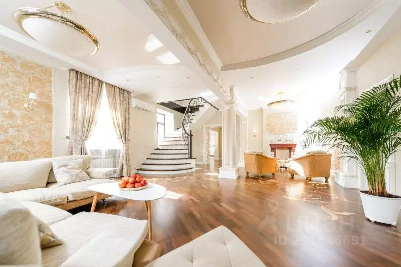 5-к кв. Москва Кутузовский просп., 4/2 (220.0 м) - Фото 1