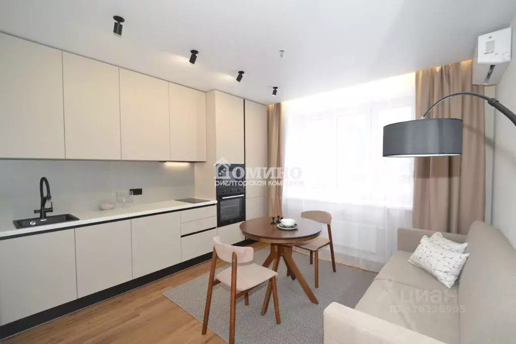 1-к кв. Тюменская область, Тюмень Новгородская ул., 20 (41.3 м) - Фото 1