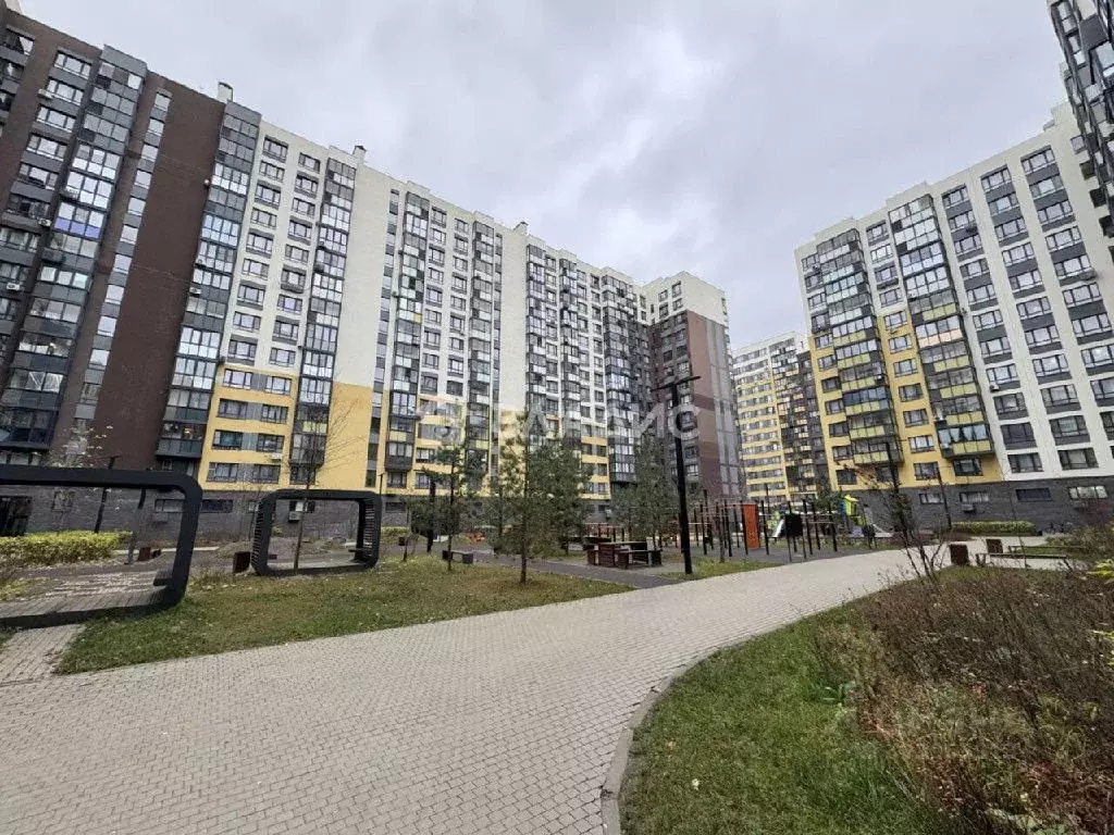 Продается 2-комнатная квартира - Фото 1