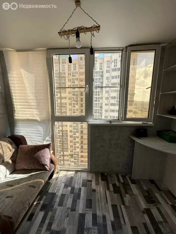 Квартира-студия: Краснодар, жилой массив имени Демьяна Бедного, ... - Фото 0