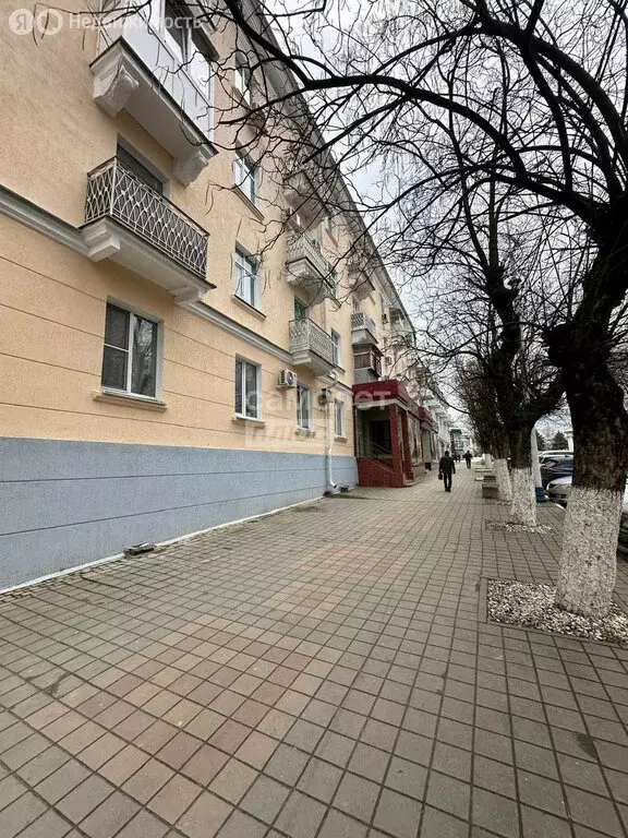 1-комнатная квартира: Армавир, улица Кирова, 49 (39 м) - Фото 0