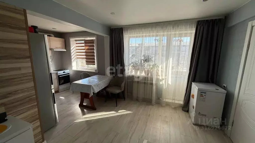 2-к кв. Бурятия, Улан-Удэ ул. Жердева, 5 (45.0 м) - Фото 0