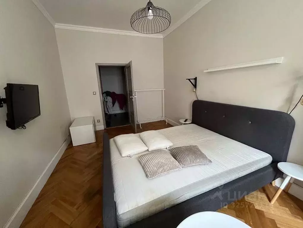 1-к кв. Татарстан, Казань ул. Азата Аббасова, 11 (38.0 м) - Фото 2