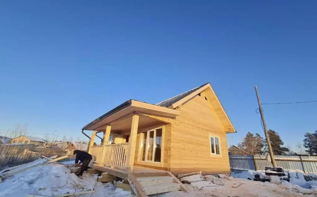 Дом в Саха (Якутия), Якутск ш. Хатынг-Юряхское (60 м) - Фото 1