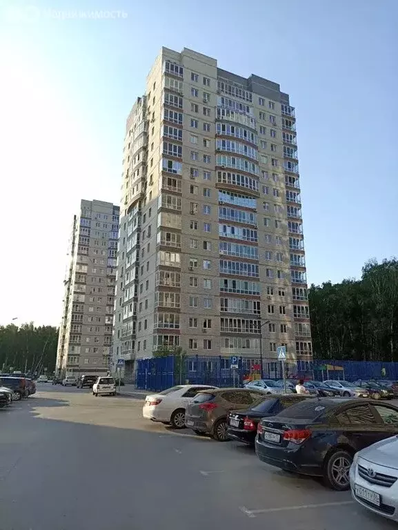 1-комнатная квартира: Тюмень, улица Мельникайте, 2к12 (42.3 м) - Фото 2