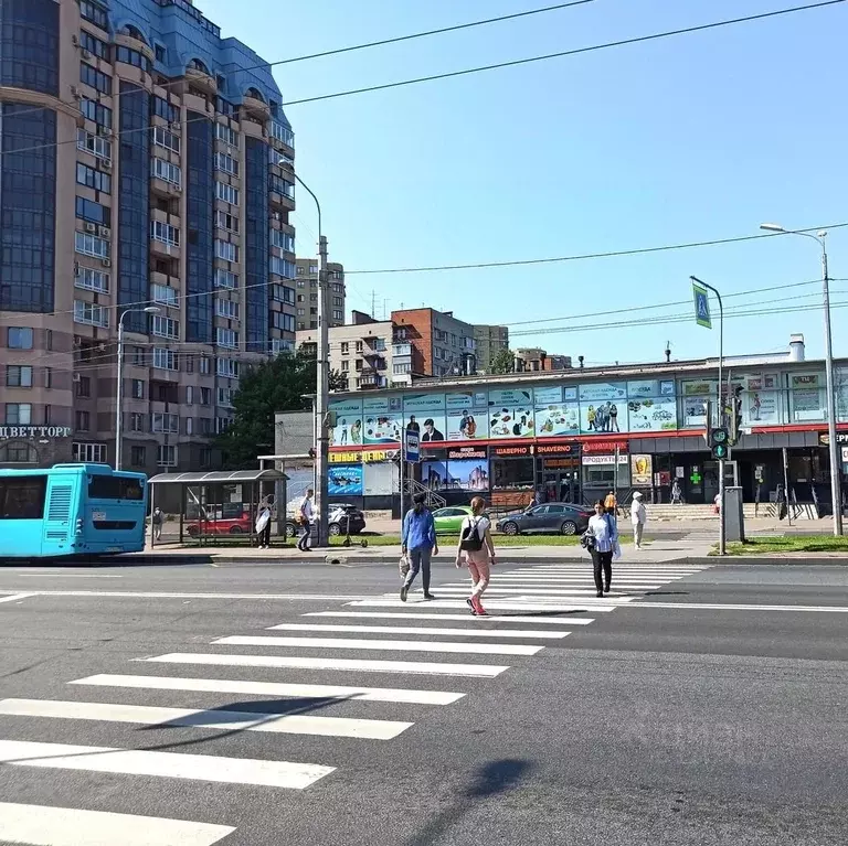 Торговая площадь в Санкт-Петербург просп. Ветеранов, 69 (600.0 м) - Фото 1