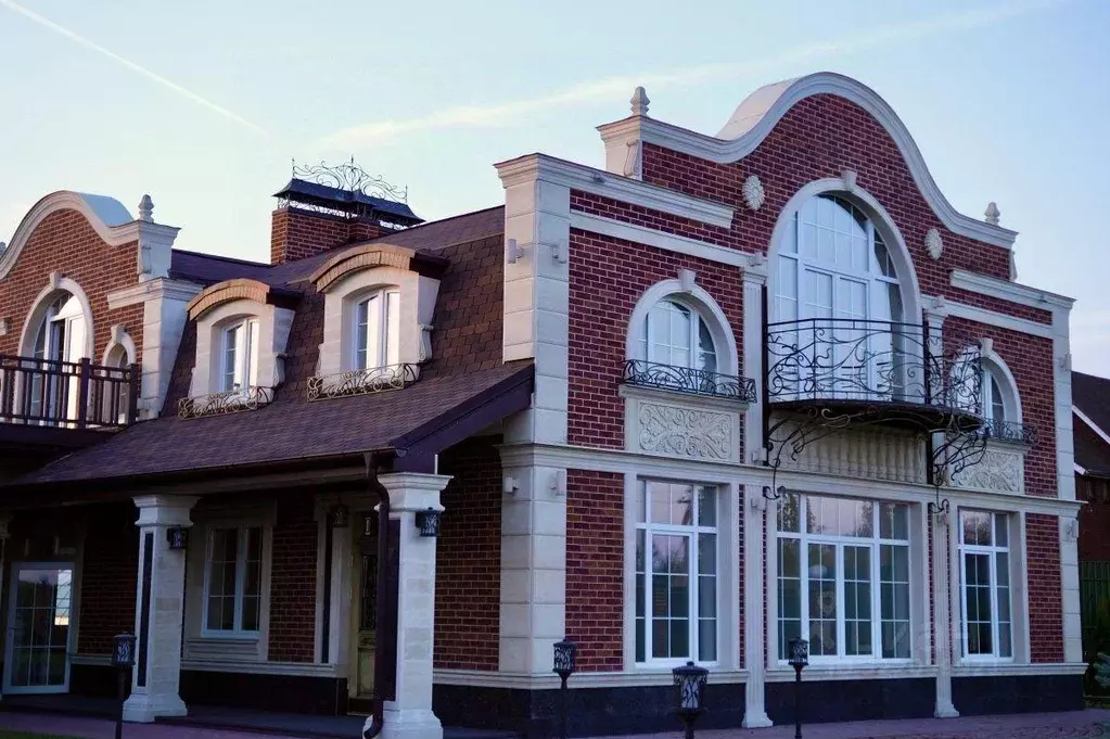 Дом, 545.4 м - Фото 1