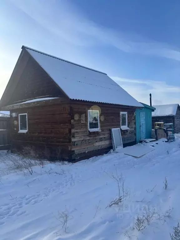 Дом в Иркутская область, Эхирит-Булагатский район, пос. Усть-Ордынский ... - Фото 1
