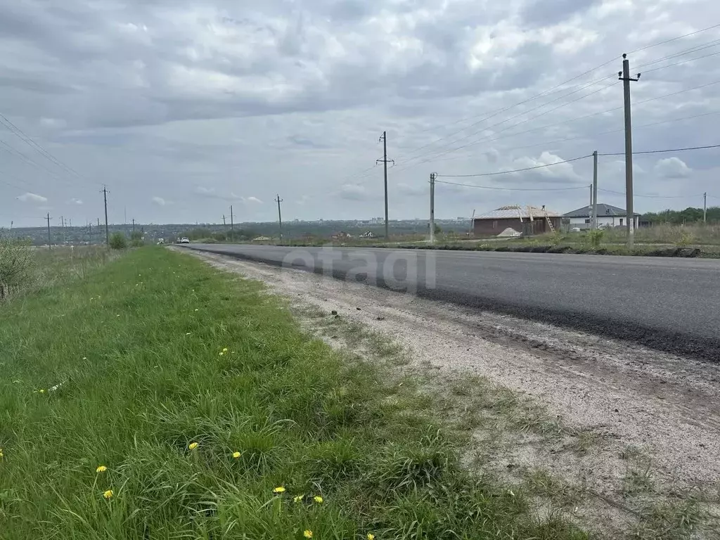 Участок в Курская область, Курский район, Моковский сельсовет, д. ... - Фото 1