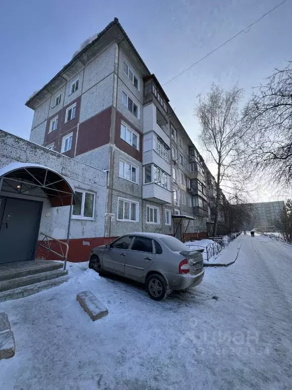 3-к кв. Омская область, Омск Моторная ул., 3 (68.5 м) - Фото 1