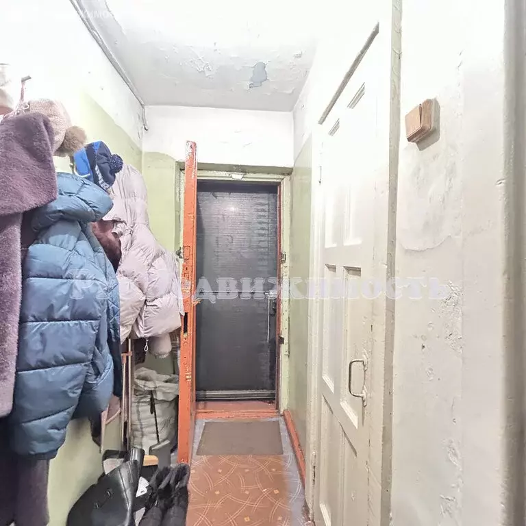 3-комнатная квартира: Кызыл, улица Ленина, 42 (54.9 м) - Фото 2