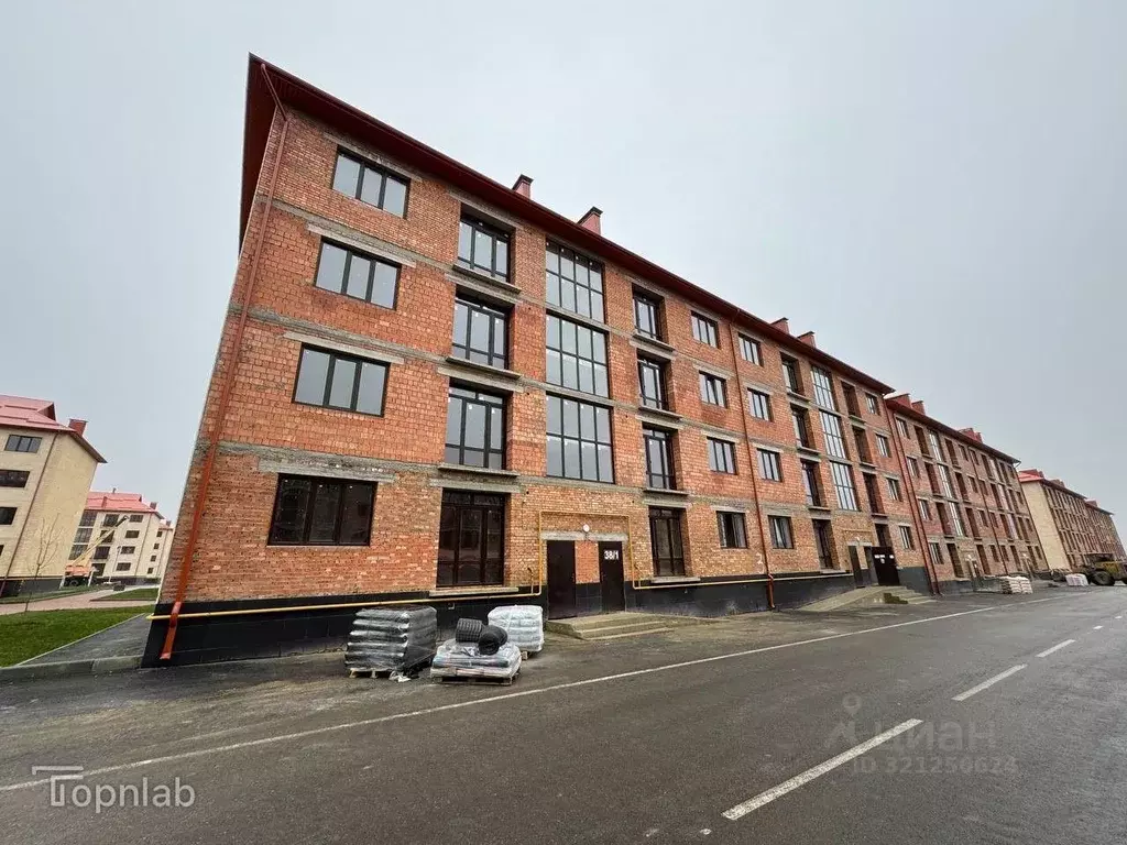 1-к кв. Кабардино-Балкария, Нальчик ул. Шогенова, 55к44 (97.0 м) - Фото 2