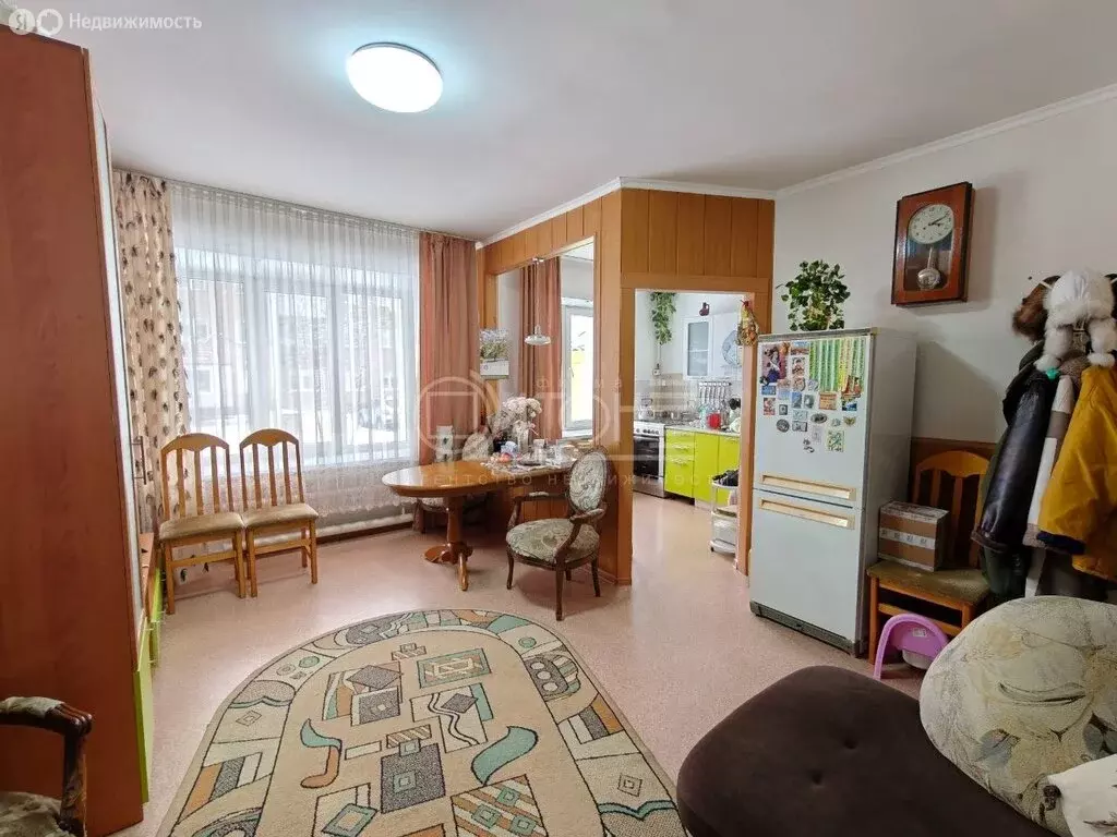 3-комнатная квартира: Бийск, Горно-Алтайская улица, 73 (55.1 м) - Фото 1