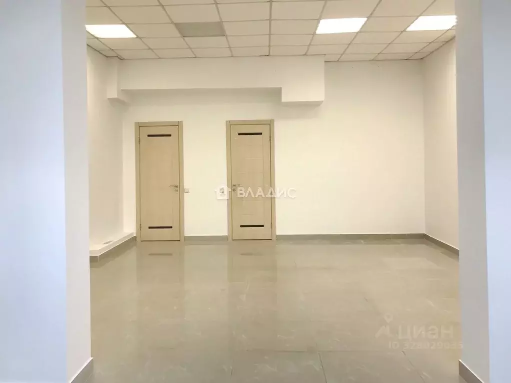 Офис в Севастополь просп. Октябрьской Революции, 20 (50 м) - Фото 2