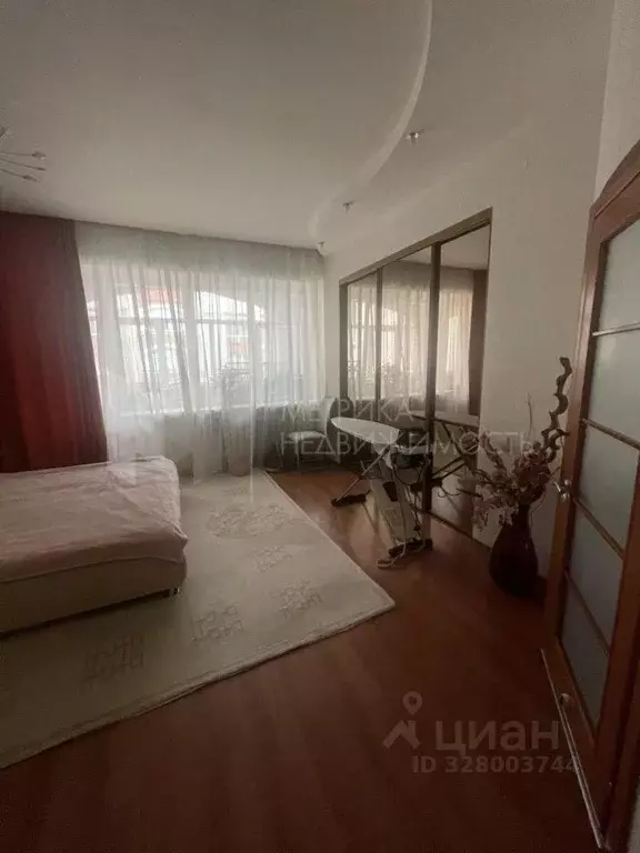 4-к кв. Тюменская область, Тюмень ул. Максима Горького, 47 (154.0 м) - Фото 1