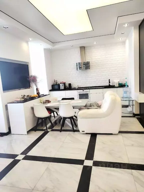 3-к кв. Коми, Сыктывкар ул. Карла Маркса, 100 (128.4 м) - Фото 2
