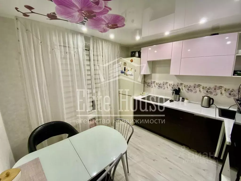 2-к кв. Калужская область, Калуга ул. Петра Тарасова, 39 (48.0 м) - Фото 2